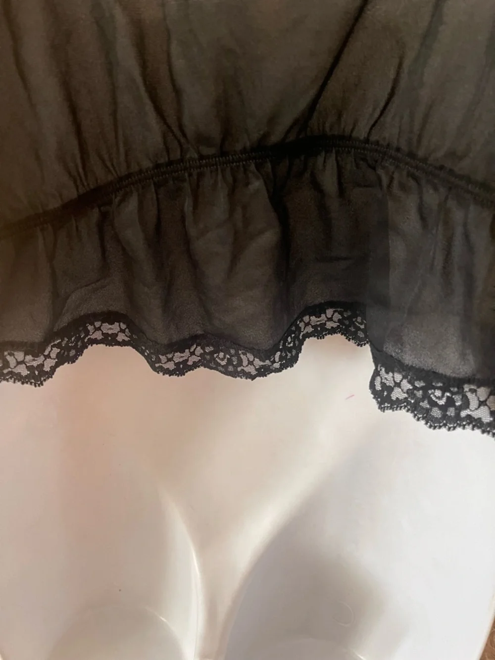 Black Lace GOSSARD ARTEMIS Camisole Union Label Small S Vintage Lingerie Beauty - Picture 7 of 15